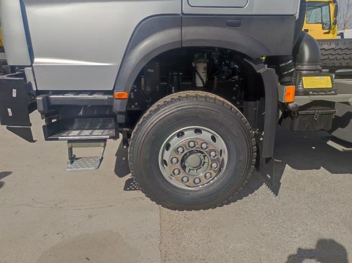 tractor truck
