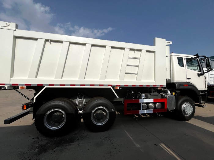HOWO NX 380HP Dump Truck