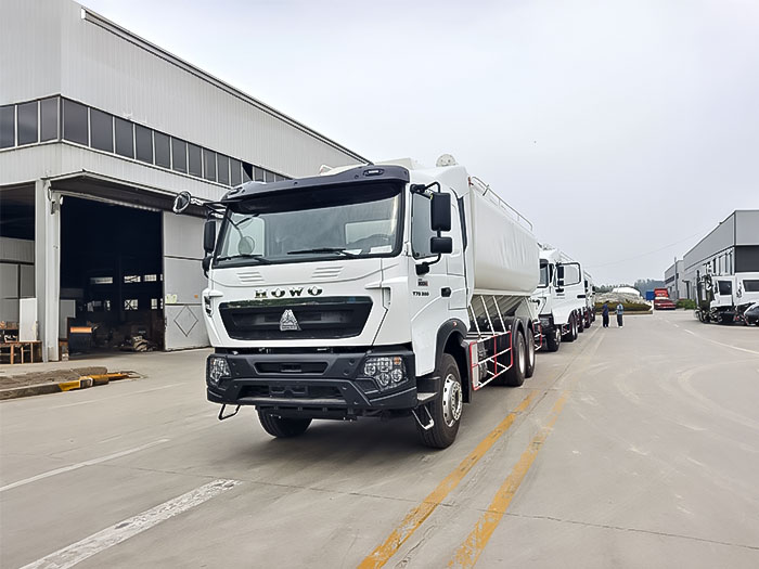 Feed Transport Trucks