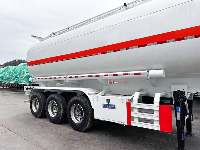 3-Axle Tanker Semi-Trailer Export