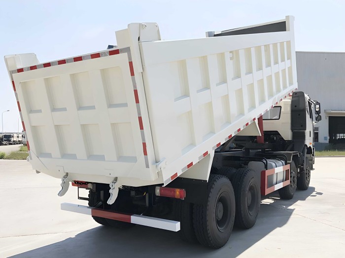 FAW J6P 420hp 8×4 Dump Truck