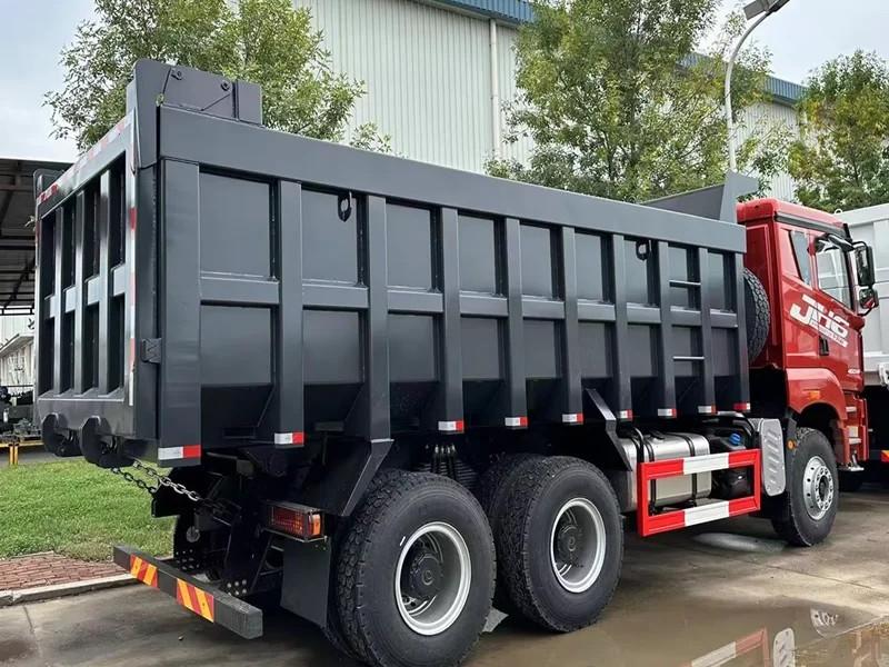 FAW JH6 460HP Heavy-Duty Tipper Truck