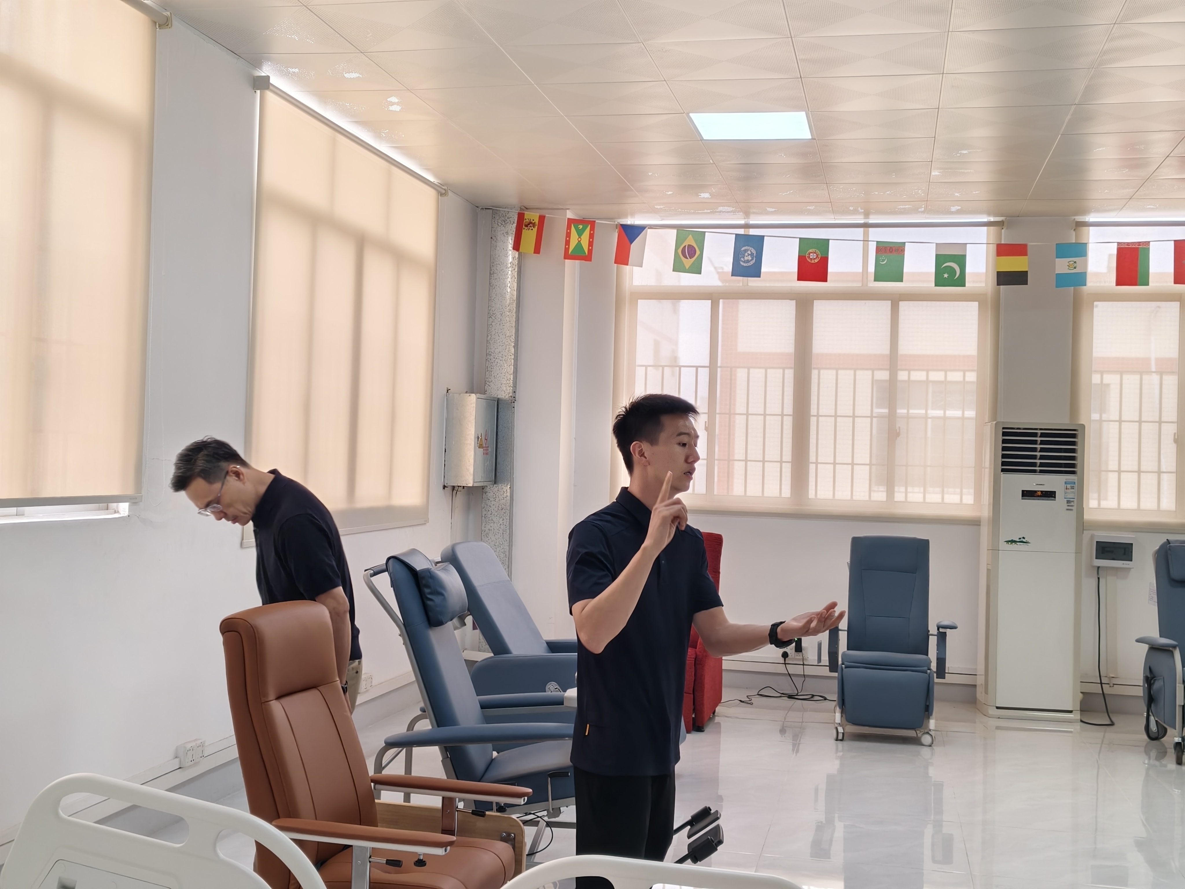 hospital furniture supplier