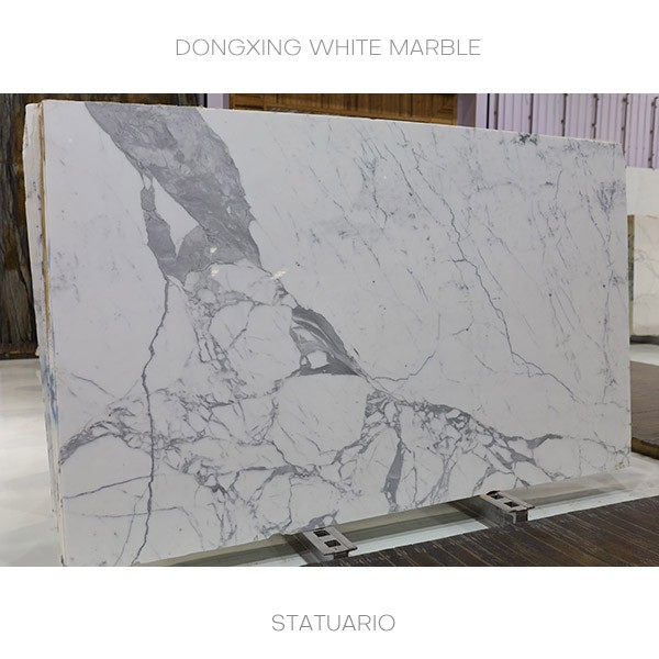 Lempengan marmer putih Italia yang terkenal Bianco Statuario