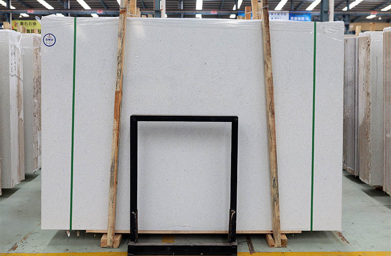 Artificial stone slabs