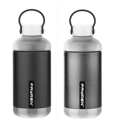 Botella de agua potable deportiva