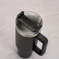 Fayren Logo personalizzato Amazon Vendita calda Tazze da viaggio per caffè in acciaio da 40 once Mantieni la tazza da caffè da viaggio fredda con manico