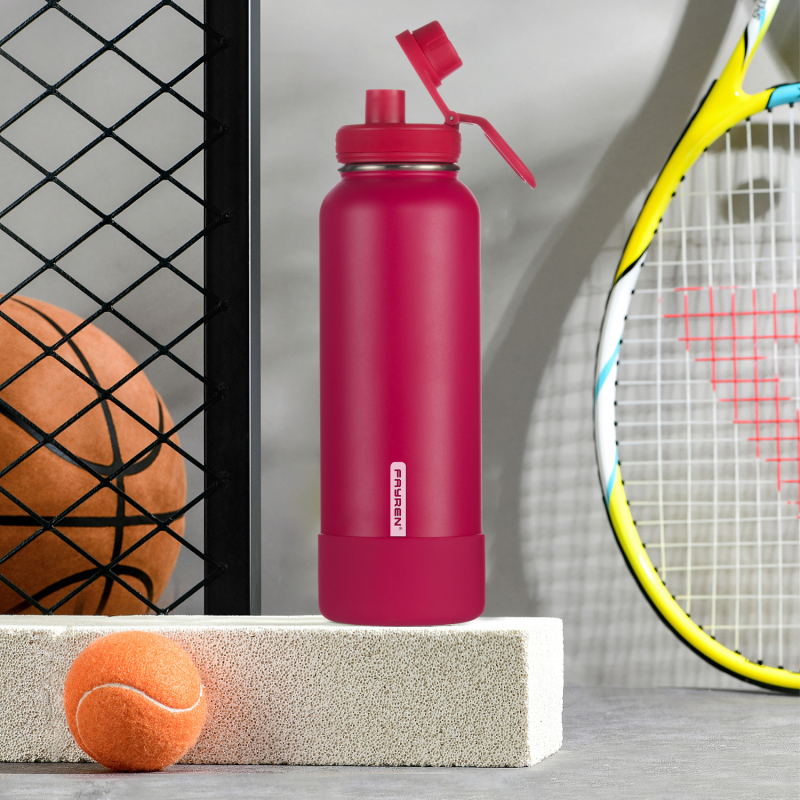 Vacuum Insulated Stainless Steel Water Bottle With Straw