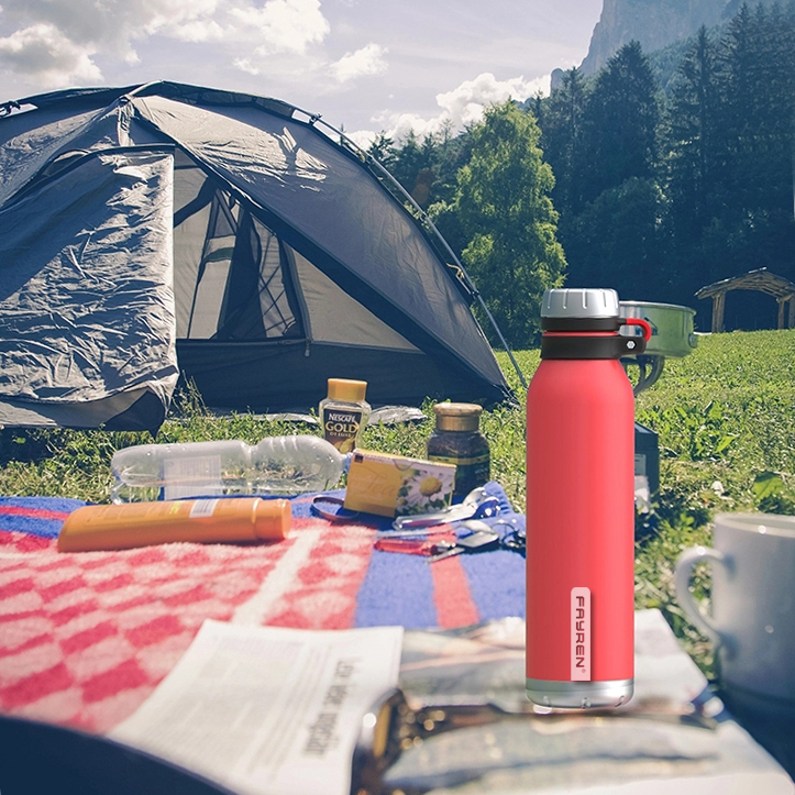 Leak proof drinking bottle with Thermalock insulation BPA-free water bottle with screw cap