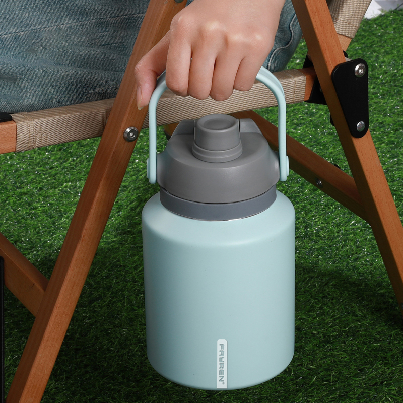 Insulated Water Bottle, Dishwasher Safe Stainless Steel Thermos, BPA Free Jug with Ergonomic Handle & Anti-slip Bottom