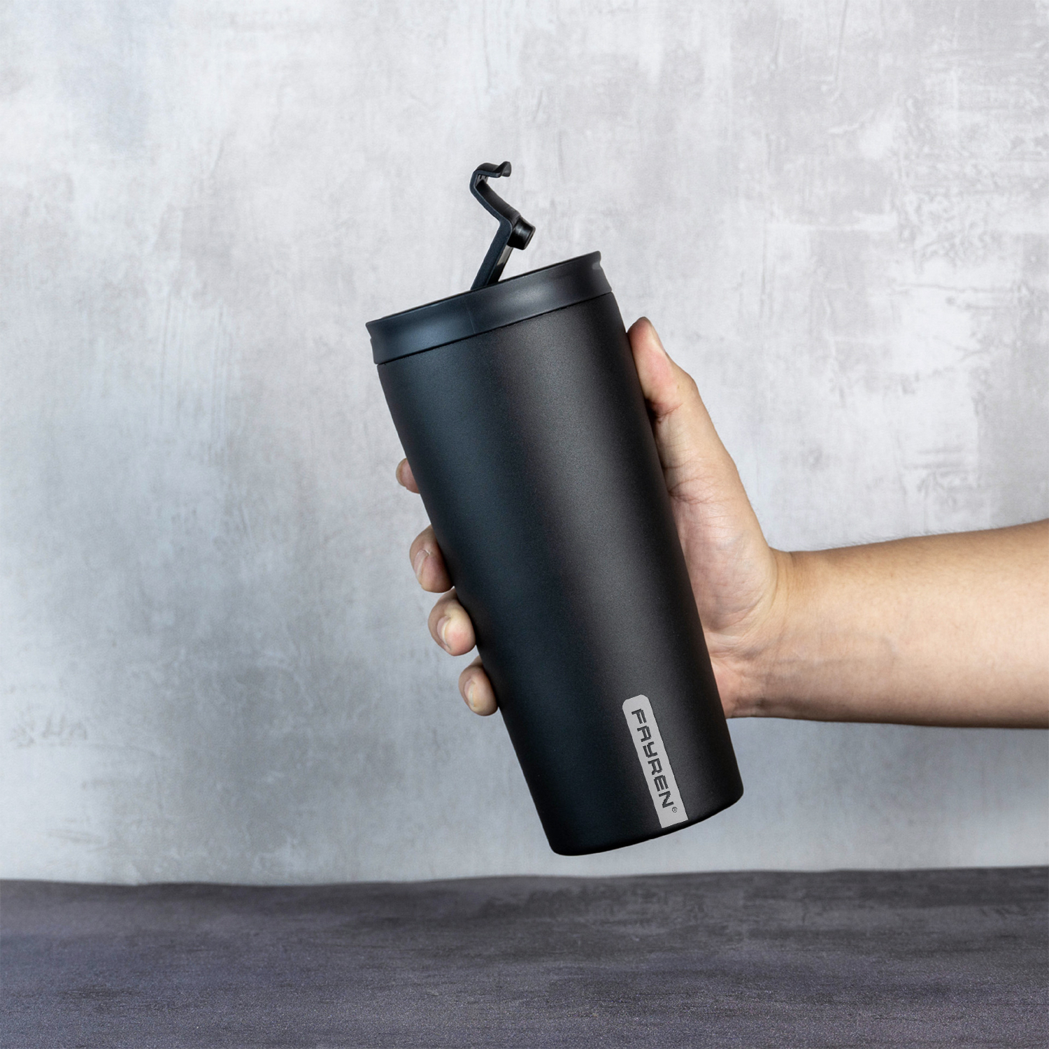 Double Walled Travel Mug with 2 Lids