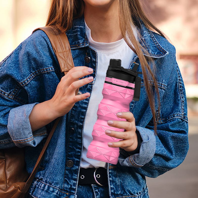 BPA Free Silicone Reusable Portable Lightweight Foldable Water Bottles with handle and straw