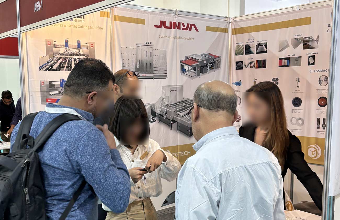 A feast of Egyptian glass technology, the show wrapped up successfully!