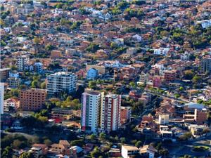 볼리비아 소매 유통 고객