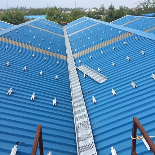 Supporto per tetto solare in metallo senza binario