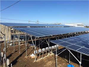 Proyectos de montaje solar fotovoltaico en terreno súper alto en la ciudad de Mito, prefectura de Ibaraki, en febrero de 2016