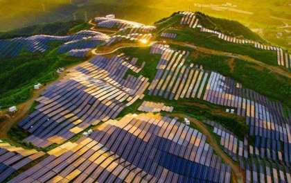 내몽골의 Alashan은 2GW 풍력 태양열 저장 및 다중 에너지 보완 종합 에너지 프로젝트를 건설 할 예정입니다.