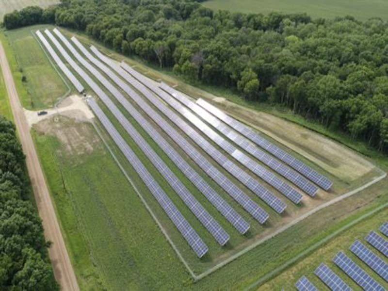 집주인은 대규모 태양열 개발에서 옥상 수준의 붐을 자극하기 위해 더 많은 옵션이 필요합니다.