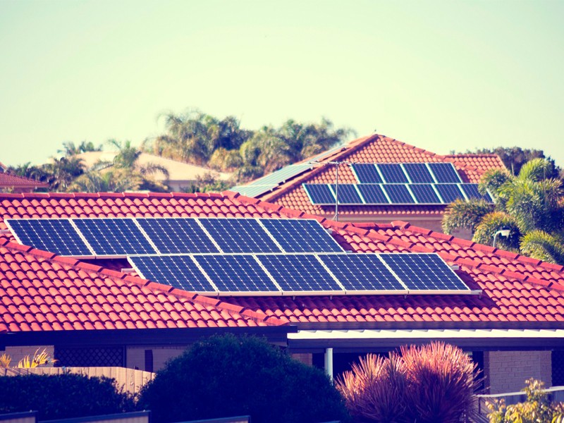 ¿Los paneles solares tienen que estar en el techo?