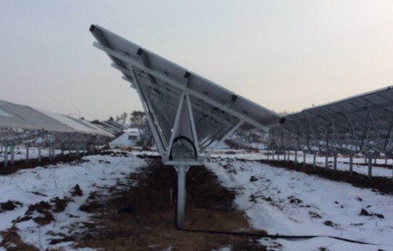 태양광 패널 장착: 태양 에너지 시스템의 안정적인 작동을 보장하는 주요 단계
