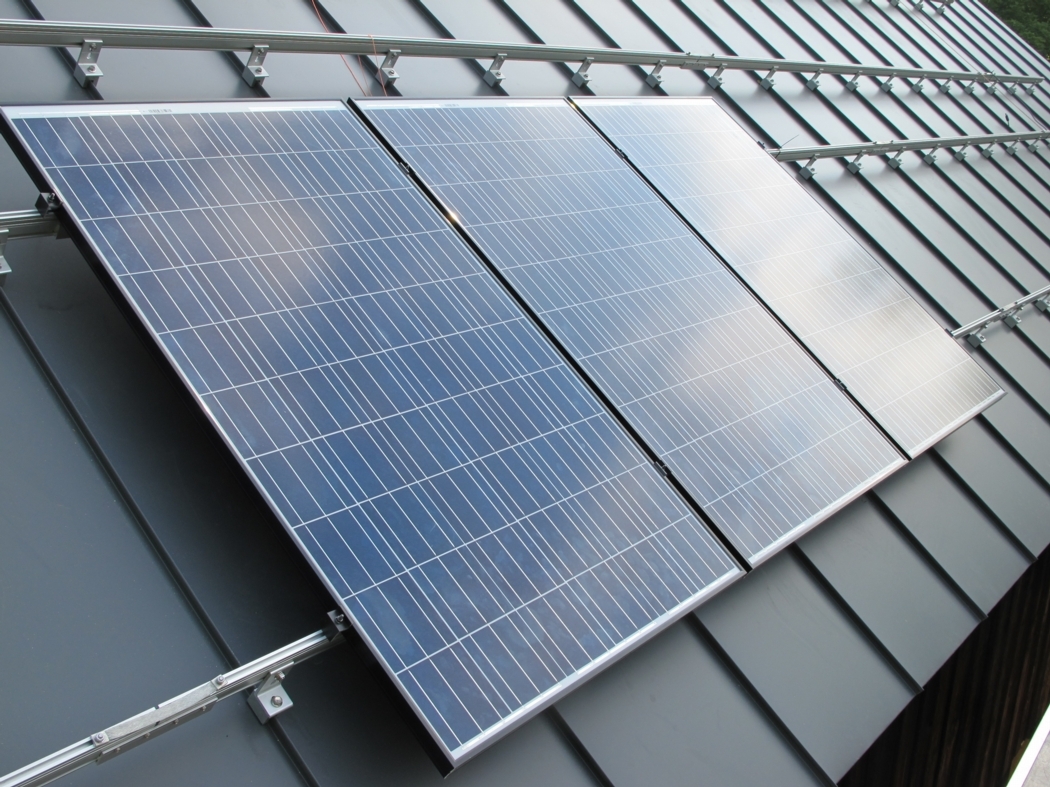 solar panel mounted on roof rack
