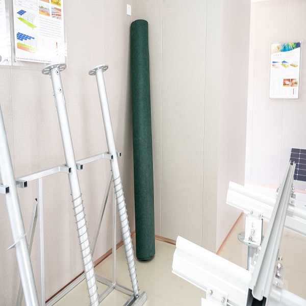 고품질 태양광 잡초 매트로 태양광 발전 설치 성능을 향상시키세요