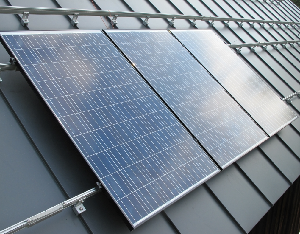 Rambarde de montage solaire haute efficacité avec pied en L