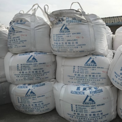 ผู้จัดจำหน่ายอะลูมิเนียมไฮดรอกไซด์ยี่ห้อ Chalco | สารหน่วงไฟและสารตัวเติม ATH ความบริสุทธิ์สูง