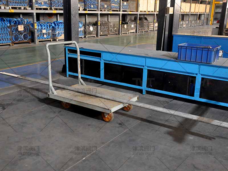 manual sluice gate