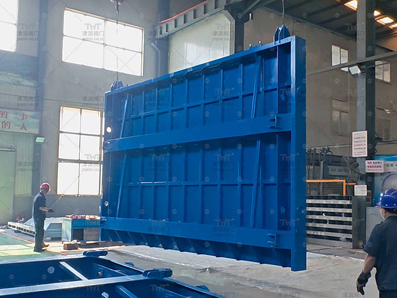 roller gate