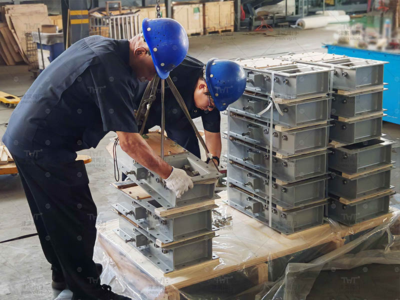 manual slide gates
