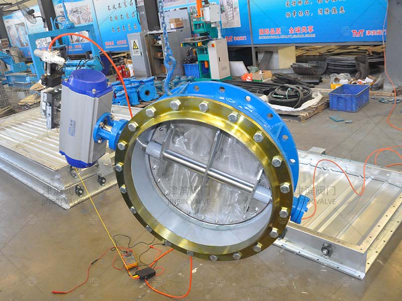Pneumatic butterfly valve