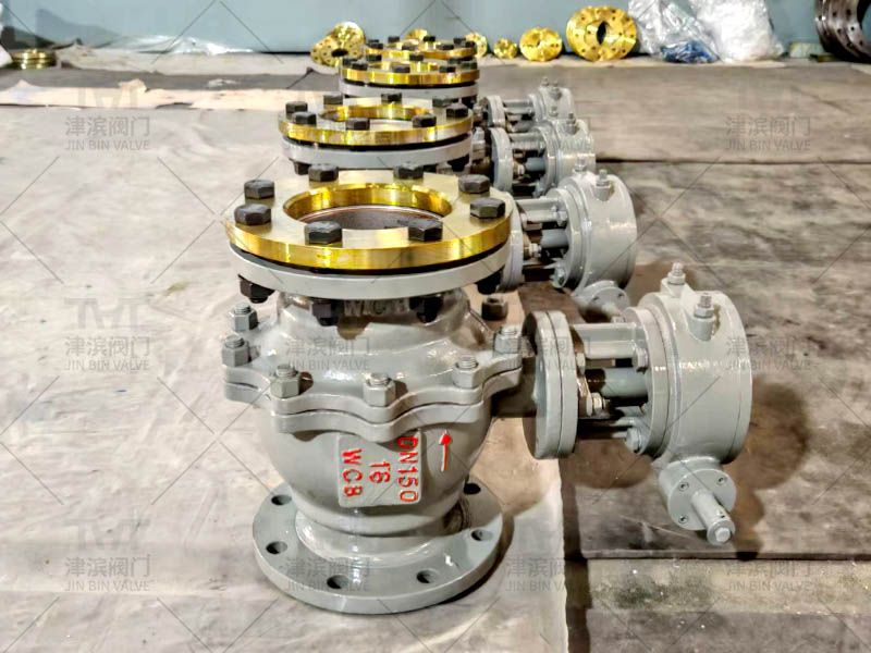 The DN150 flanged carbon steel ball valve has been dispatched