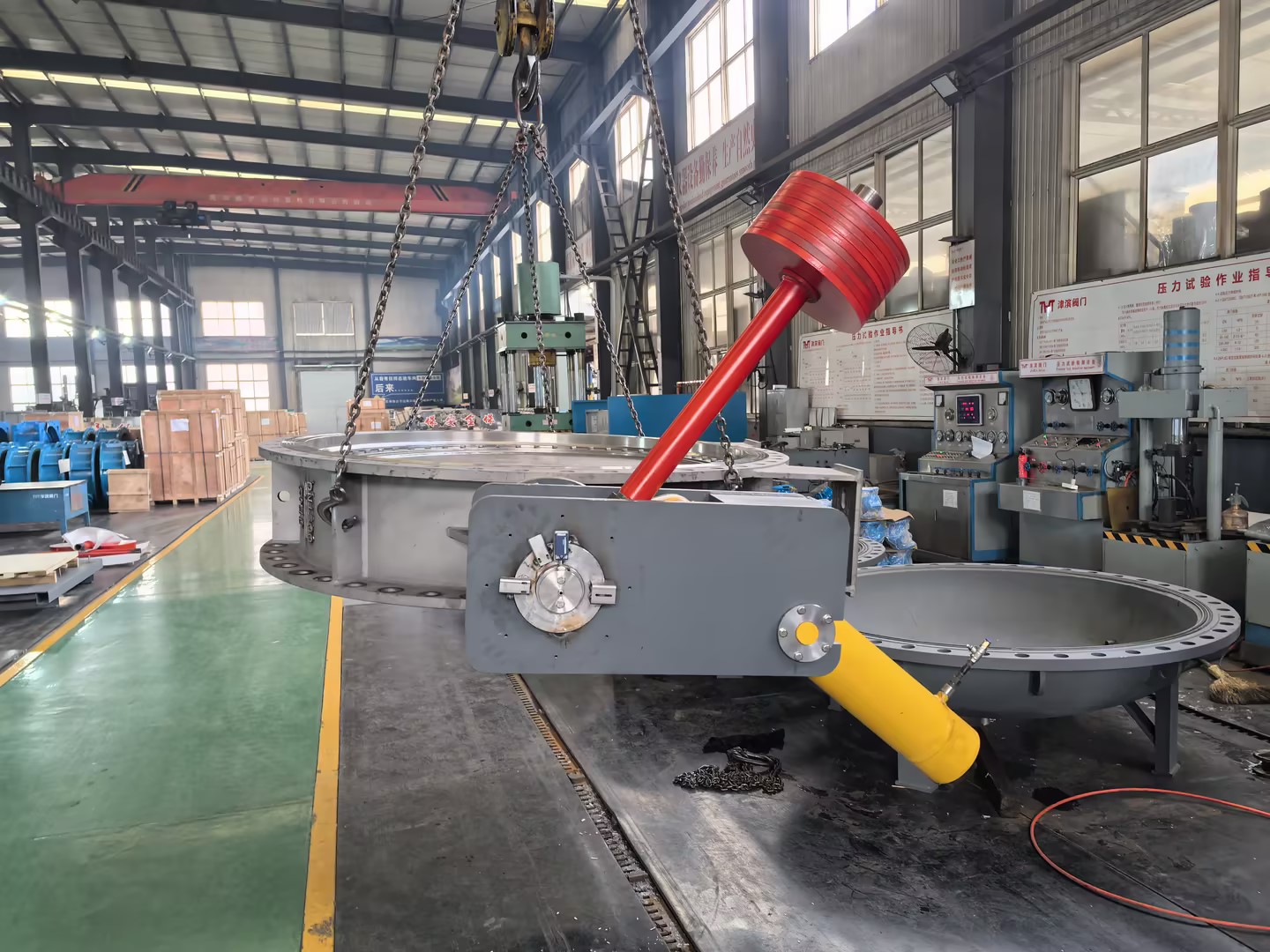 HYDRAULIC BUTTERFLY VALVE FOR SEA WATER DN1800 PN10