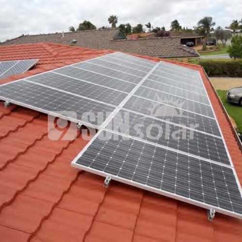 Sistema de montagem de telhado solar em telhado de telha