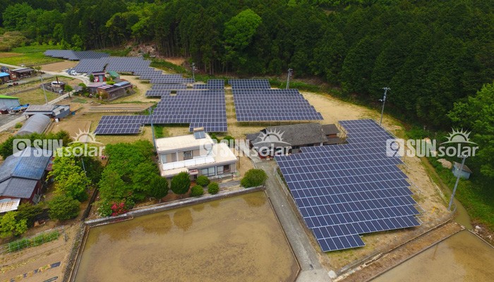 愛媛県宇和町日本-555kw