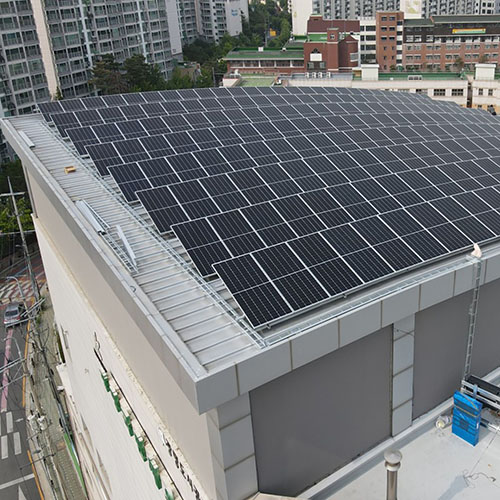 montagem de telhado de painel solar inclinável