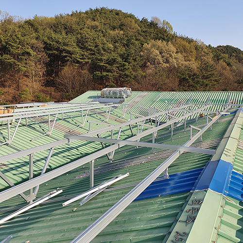 Acquista Staffe per tetto solare fotovoltaico per sistema di montaggio su tetto piano,Staffe per tetto solare fotovoltaico per sistema di montaggio su tetto piano prezzi,Staffe per tetto solare fotovoltaico per sistema di montaggio su tetto piano marche,Staffe per tetto solare fotovoltaico per sistema di montaggio su tetto piano Produttori,Staffe per tetto solare fotovoltaico per sistema di montaggio su tetto piano Citazioni,Staffe per tetto solare fotovoltaico per sistema di montaggio su tetto piano  l'azienda,