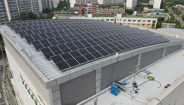 100-kW-Korea-Gehäuse mit gebogenem Dach