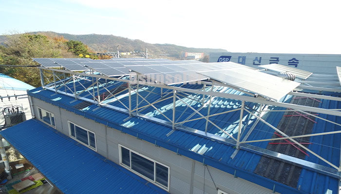 solar panel mounting system