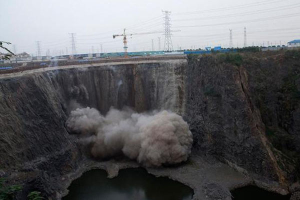 carbon dioxide rock blasting