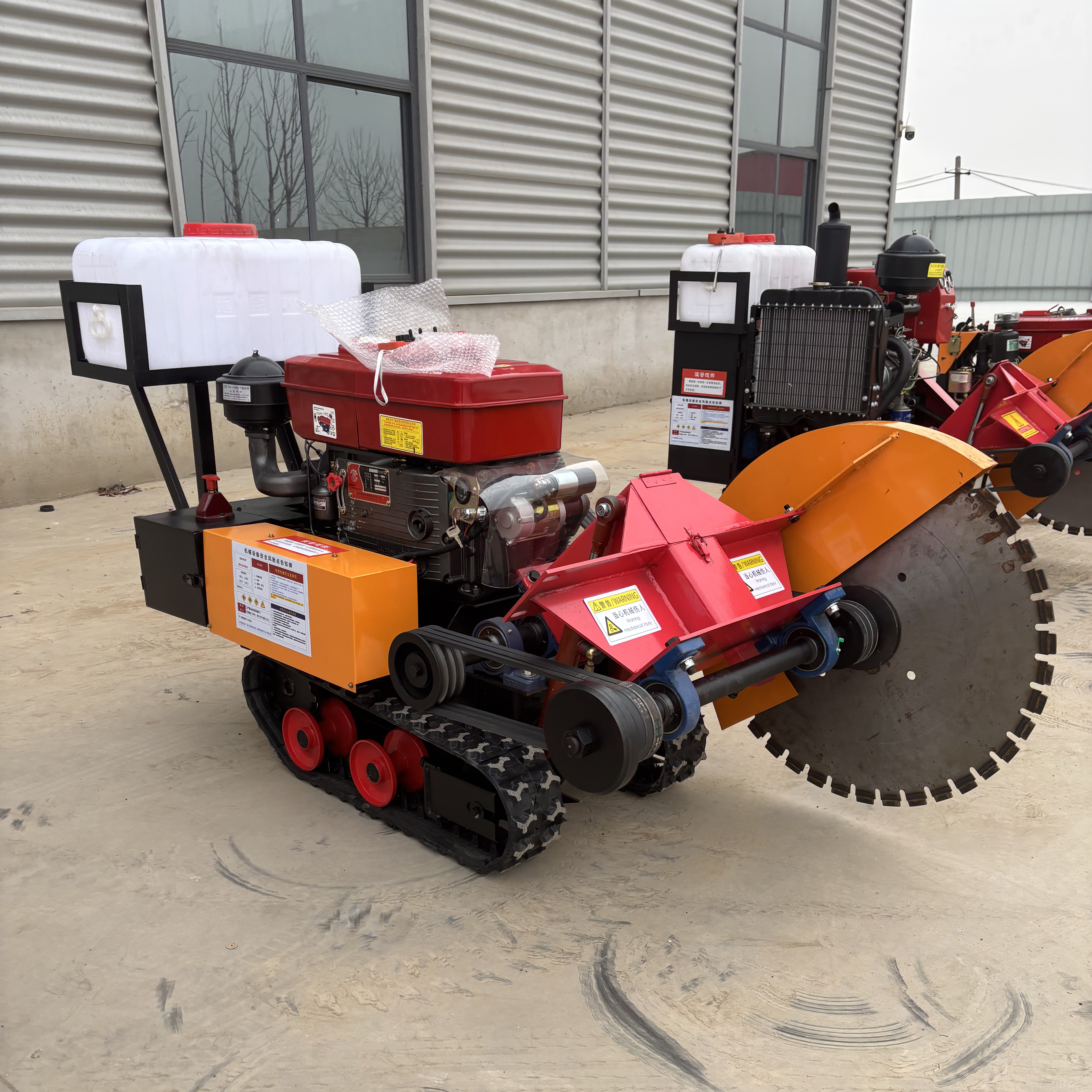 Crawler Road Cutting Machine