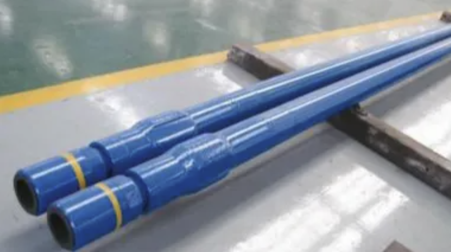 downhole drilling tool