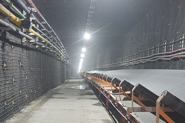 7 bước để hoàn thành việc khoan đường hầm mỏ than: Từ cuộc họp trước ca làm việc đến khi kết thúc — Đảm bảo cả an toàn và độ chính xác