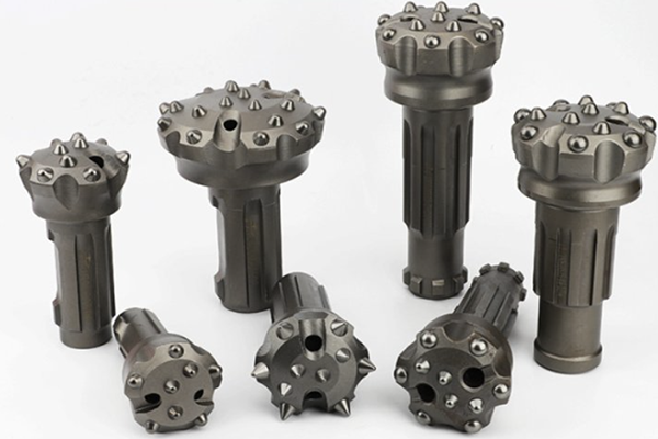 Óvintézkedések a DTH fúrófejek használatához