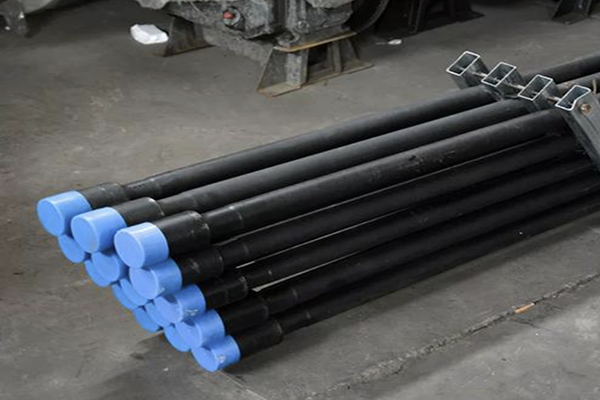 डीटीएच ड्रिल रॉड्स का खुलासा: ये भारी-भरकम उपकरण भूमिगत इंजीनियरिंग को कैसे शक्ति प्रदान करते हैं