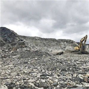 Bagaimana Sistem Peledakan Batuan O2 Memecahkan Tantangan Penggalian Batuan NEOM — Alternatif yang Lebih Aman dan Hemat Biaya