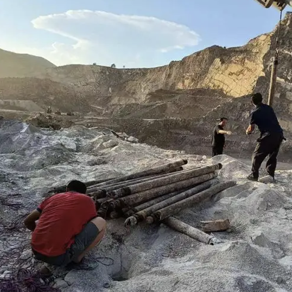 CO2 rock blasting