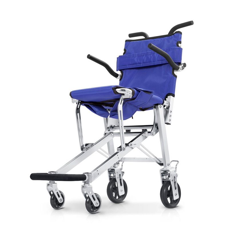 Conducir silla de ruedas de transporte de aluminio