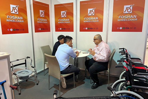 東方醫(yī)療參加2023 Arab Health國(guó)際醫(yī)療展，客戶(hù)反響積極